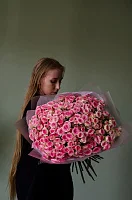 Моно букет из 51 кустовой розы