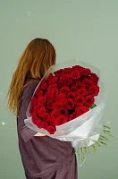 51 роза Ред Наоми